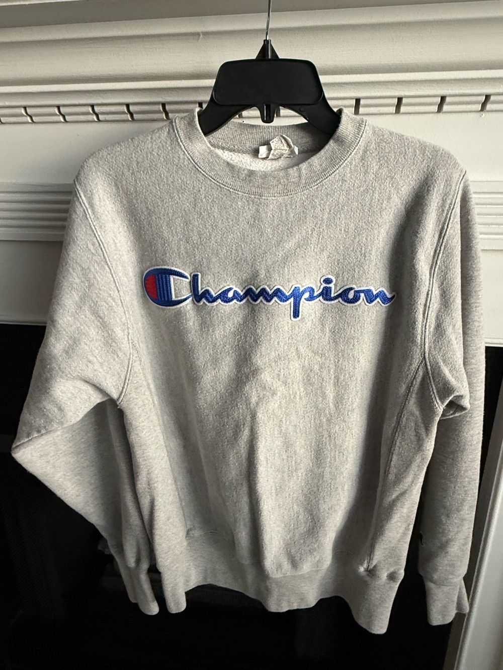 VINTAGE Champion Men’s Crewneck Sweatshirt - Light Gray with Blue Logo
